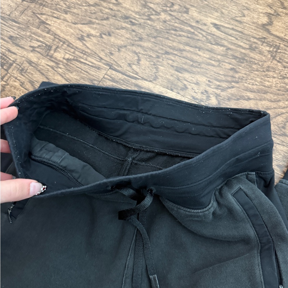 LULULEMON Black Scuba Joggers Get Going Jogger Pants 28.5” Cotton W5A5GS Sz 6 - Picture 8 of 8